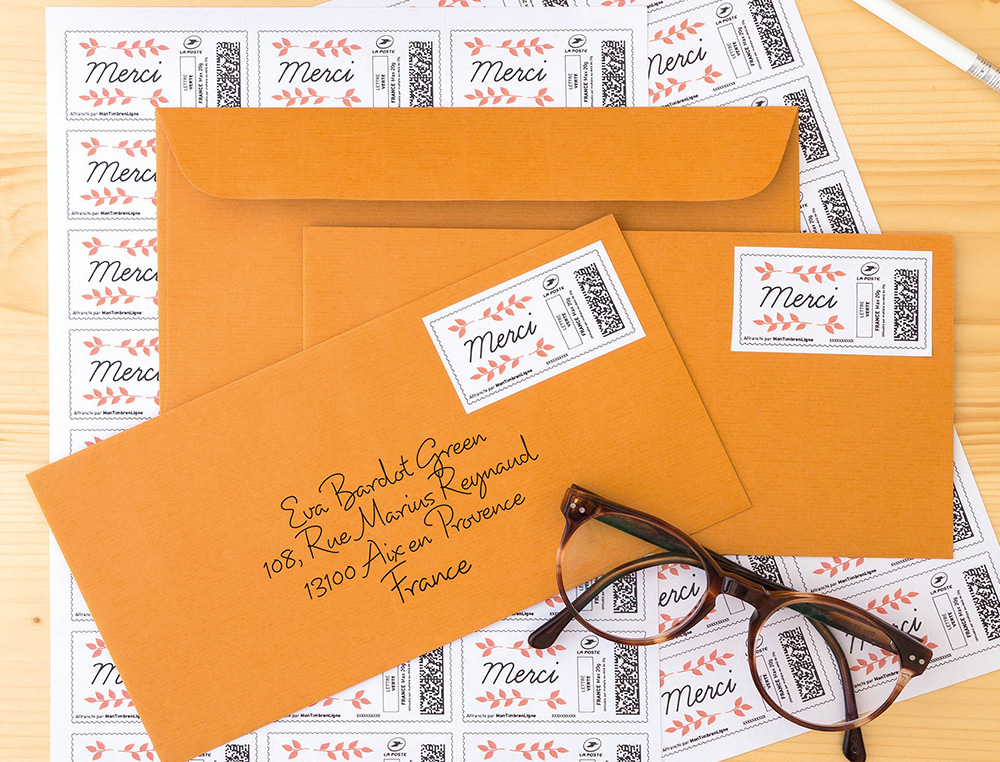 ETIQUETA ADHESIVA Q-CONNECT KF10642 TAMAÑO 70X30 MM FOTOCOPIADORA LASER INK-JET CAJA CON 100 HOJAS DIN A4